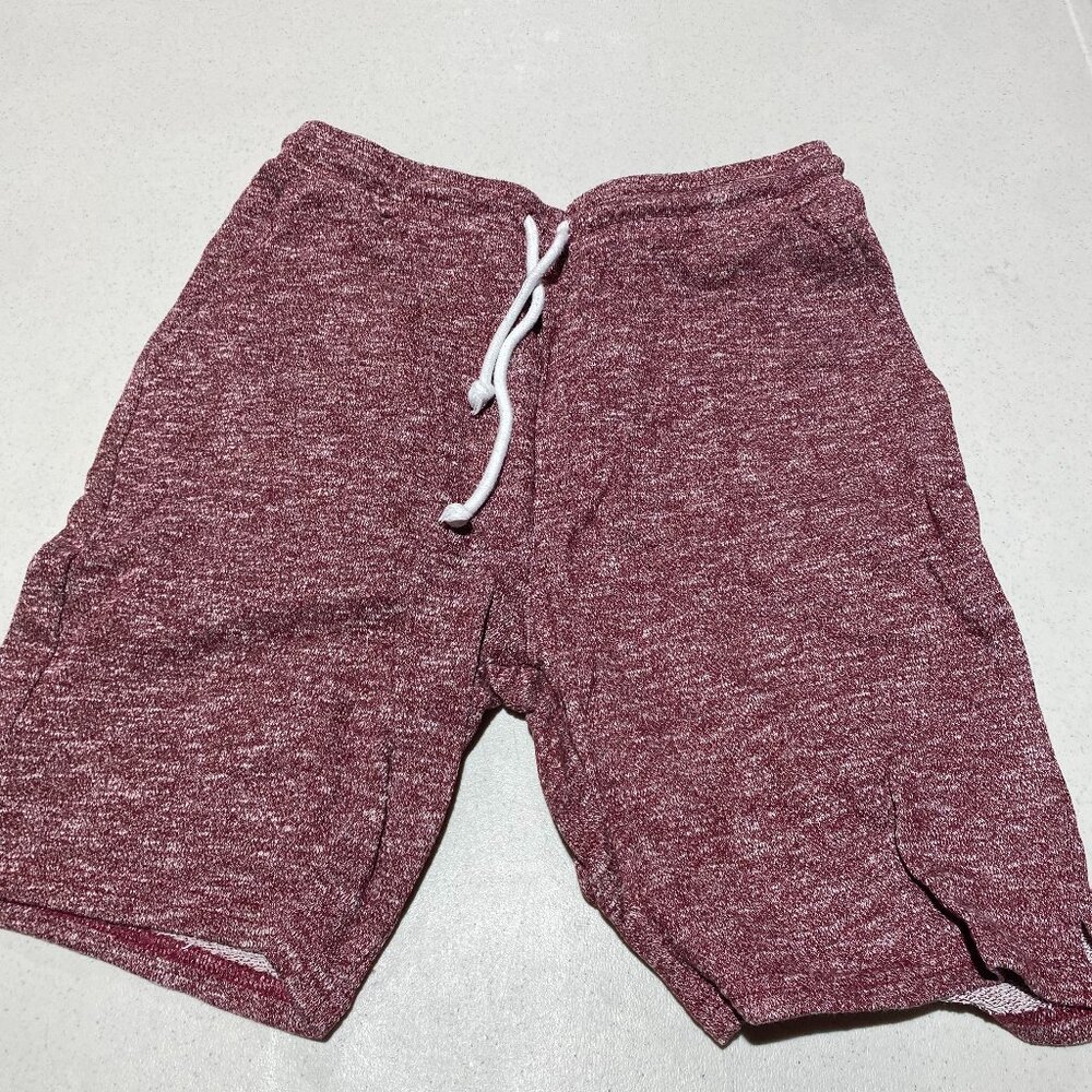 🏷️ Man Wan Walk Beach Sweat Shorts – Maroon and White – Medium – Men’s